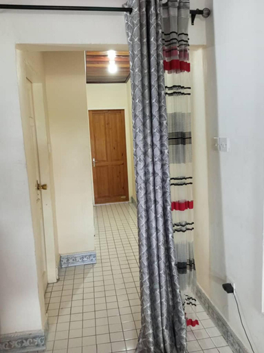 Room 3, Beautiful Appartement 2 Beds 2 Toilets ,kitchen, Wouri