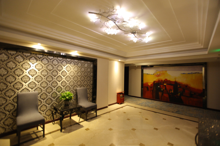 Others 3, Duyun Xinsheng Hotel (Grand Cross Bus Terminal Store), Qiannan Buyei and Miao