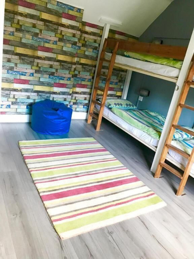 Bedroom 2, The Vagabond Bunkhouse & Pizzaria - Hostel, Conwy