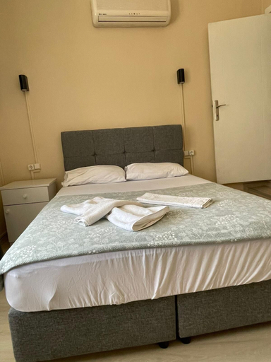 Bedroom 2, Almina Kantarcı Pansiyon, Ayvalık