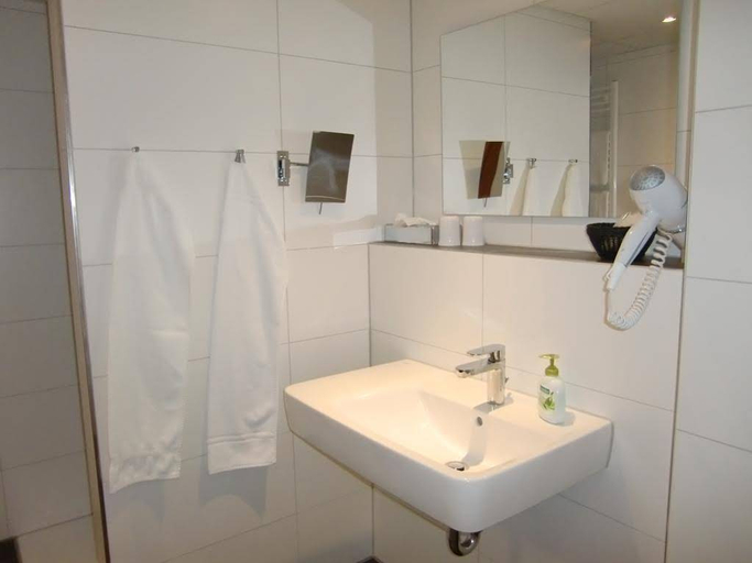 Bathroom, Hotel Darstein, Rhein-Pfalz-Kreis