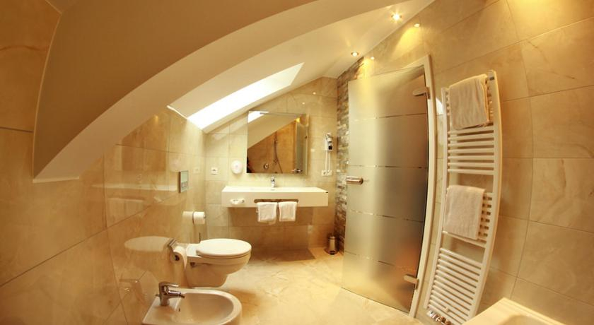 Bathroom 4, Schlosshotel Molkenkur, Heidelberg