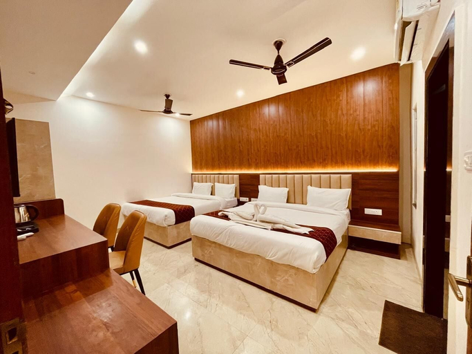Room 5, Raghuwar palace, Faizabad
