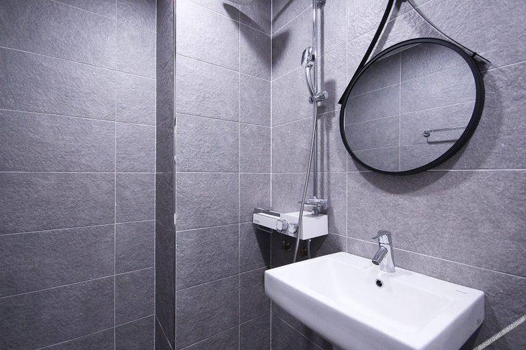Bathroom 5, Yeongdeok Ganggu Port Stay, Yeongdeok
