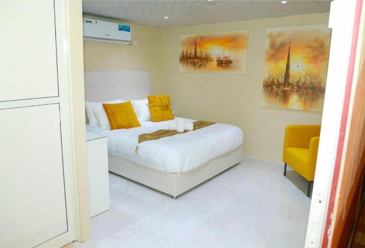 Bedroom 4, Luxury Premium Desert Camp Deluxe Room, Dubai