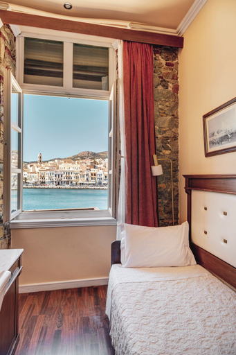 Bedroom 5, Aktaion Hotel, South Aegean