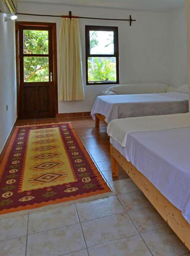 Bedroom 2, Ekin Pansiyon, Kale