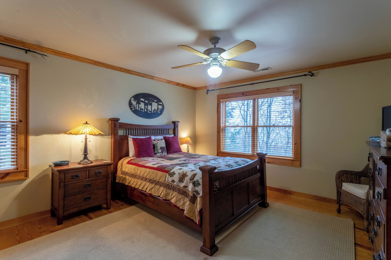Interior 2, Mountain Dream, Watauga