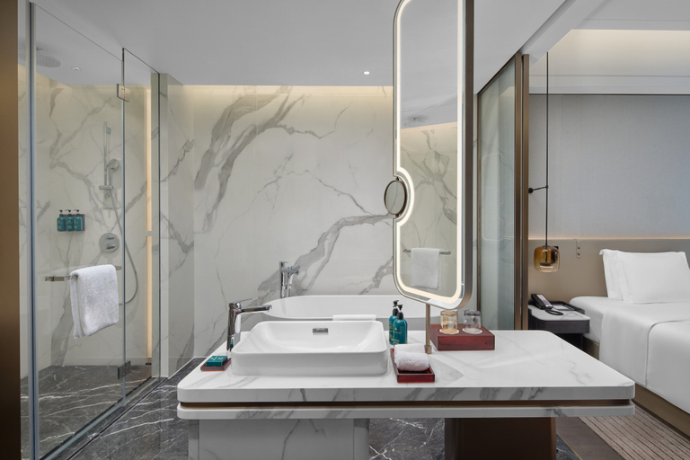Bedroom 3, Crowne Plaza Kunshan East by IHG, Suzhou