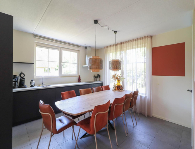 Private kitchen, Luxury Beach Villa With Hot Tub, Wûnseradiel