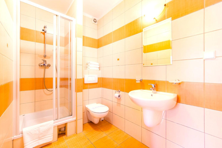 Bathroom, Astra Dziwnowek Dom Goscinny, Kamień