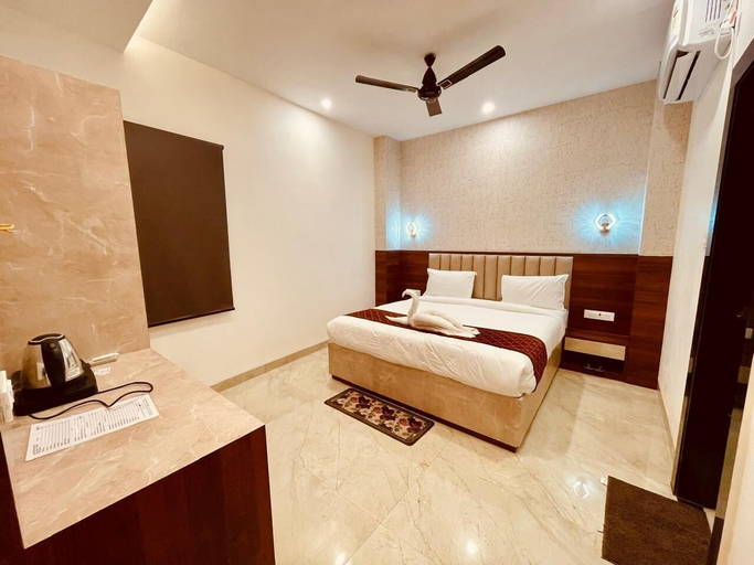 Room 4, Raghuwar palace, Faizabad