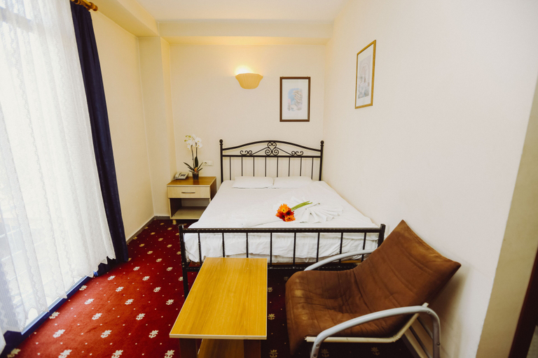 Bedroom 3, Ozalp Han Hotel, Ortaca