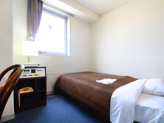 Bedroom 2, ロイヤルイン掛川(ステーションホテル2), Kakegawa