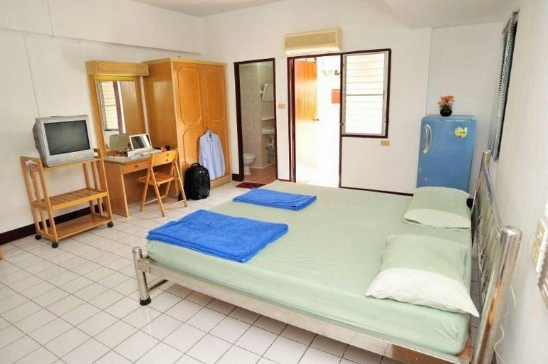 Bedroom 2, AP Aparment, Krathum Baen