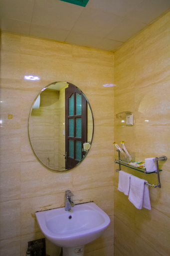 Bathroom, Xincheng Business Hotel, Weifang