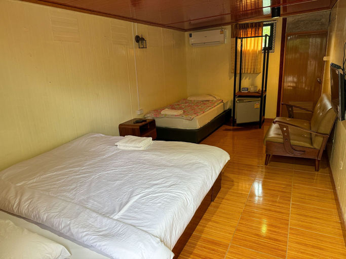 Bedroom 2, Suree Garden Resort & Karaoke, Kamphaeng Saen
