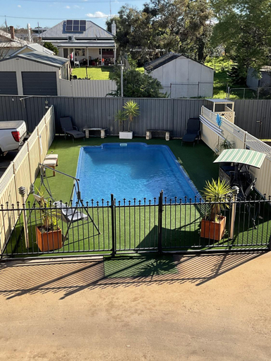 Sport & Beauty, All Settlers Motor Inn Parkes, Parkes