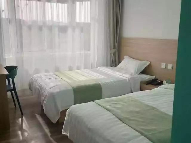 Bedroom 2, Jianping Baotong Business Hotel, Chaoyang