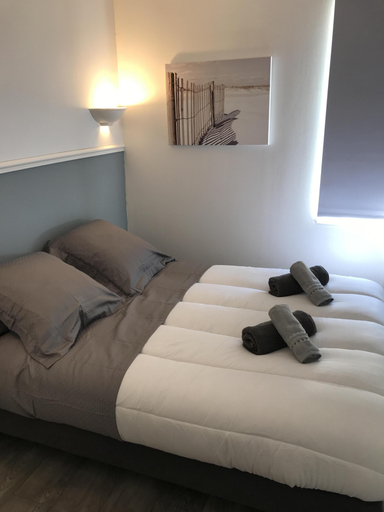 Bedroom 3, Treas Glaz Chambre d hotes, Finistère