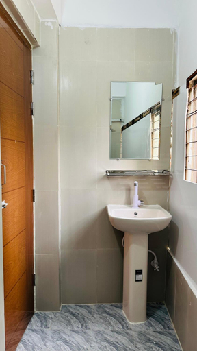Bathroom 4, Hotel New Kalabagan, Dhaka