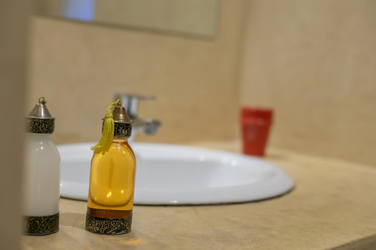 Bathroom 4, Riad Iklil Aljabal, Marrakech