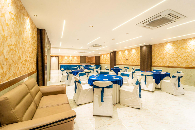 Banquet hall 2, Treebo Ten Eleven Grand, Scheme 78, Indore