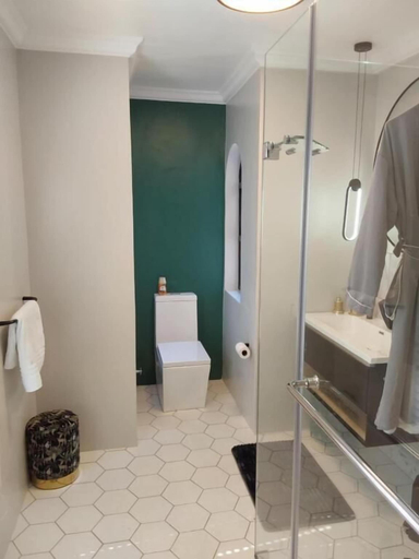 Bathroom 5, Sunset View Residence Appartement, City of Cape Town