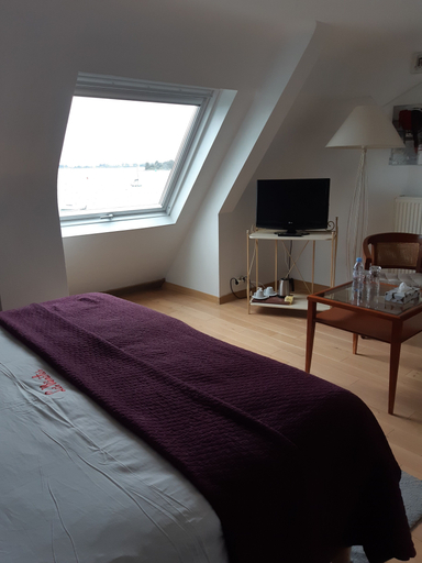 Bedroom 2, Les Vénètes, Morbihan