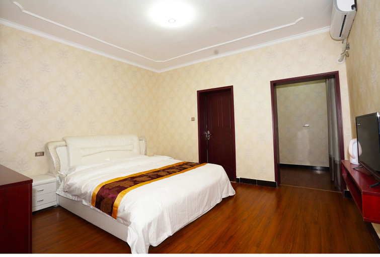 Bedroom 2, XinKeYuan BusinessHotel, Xianyang