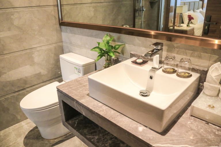Bathroom 3, Guangzhou Cashi International Hotel, Guangzhou