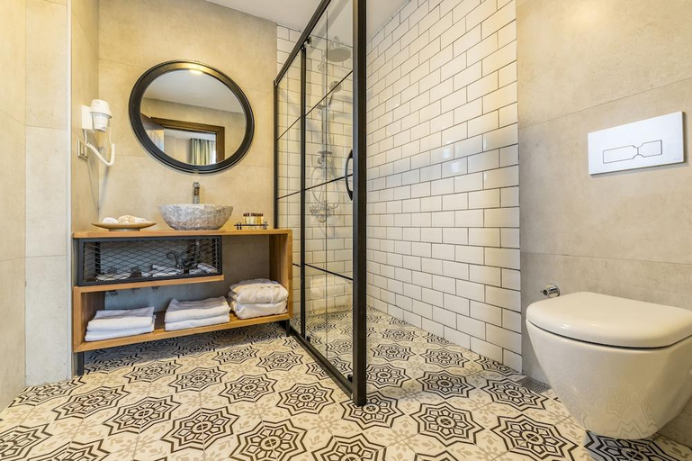 Bathroom, Karia Hotel Palamutbuku, Datça