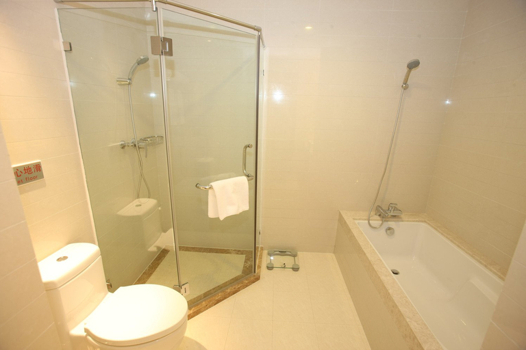 Bathroom 3, Soluxe Hotel Urumqi, Ürümqi