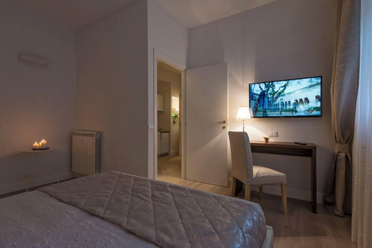 Bedroom 2, Aruna Suites, Rome