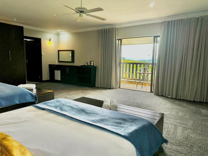 Bedroom 3, La Joya Lodge Conference Centre and Spa, Bojanala