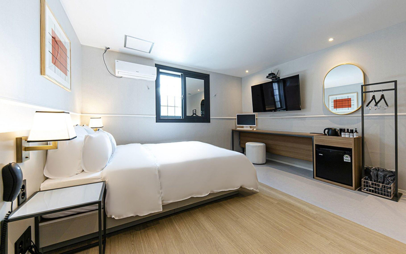 Bedroom 3, Andong No.25 Andong Station Branch, Andong