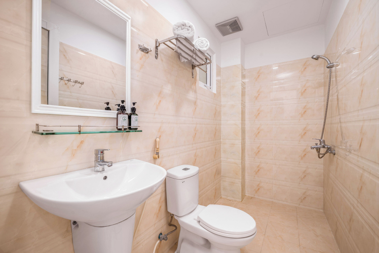 Bathroom, Nami Wellness Stay, Da Nang