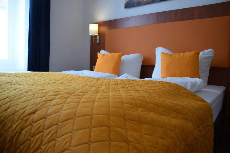 Bedroom 2, Hotel Amber Altstadt, Vorpommern-Rügen