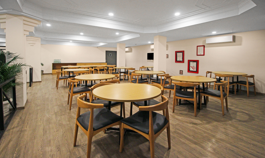 Food & Drinks 5, Treebo Grand Legacy Shahenshah, Dehradun