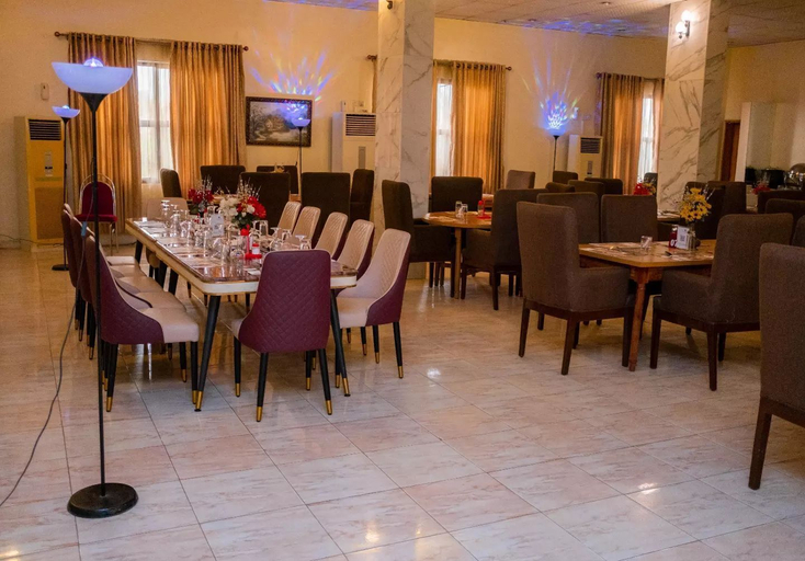 Food & Drinks 5, Impeccable Hotel by HomeVille Plus Benin, Ikpoba-Okha