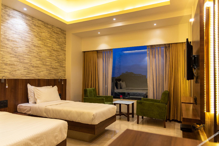 Bedroom 2, HOTEL PRATHAM, Solapur