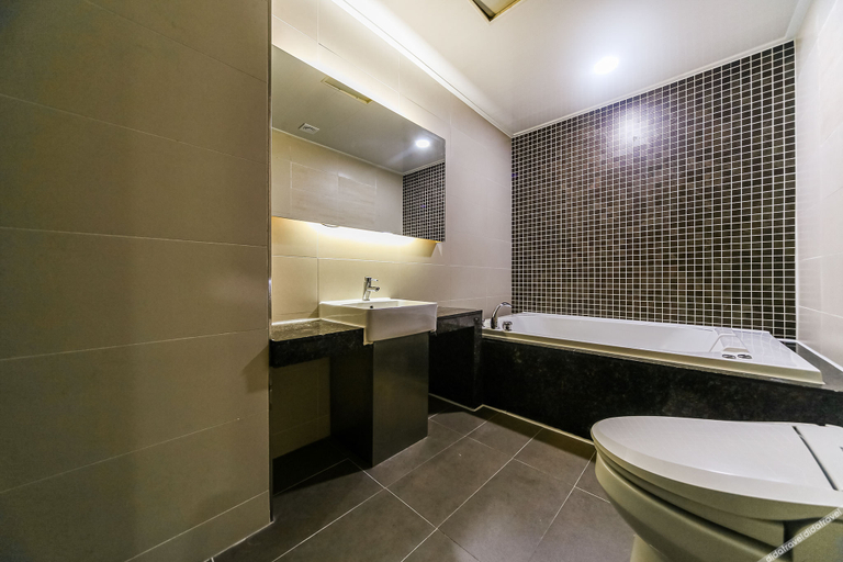 Bathroom 5, Gyeongju SL, Gyeongju