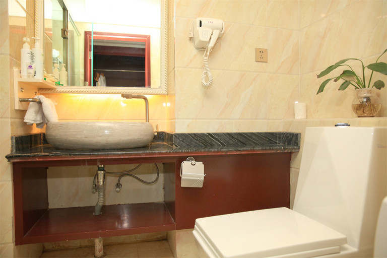 Bathroom 3, Lydia Hotel (Chengdu East Railway Station), Chengdu