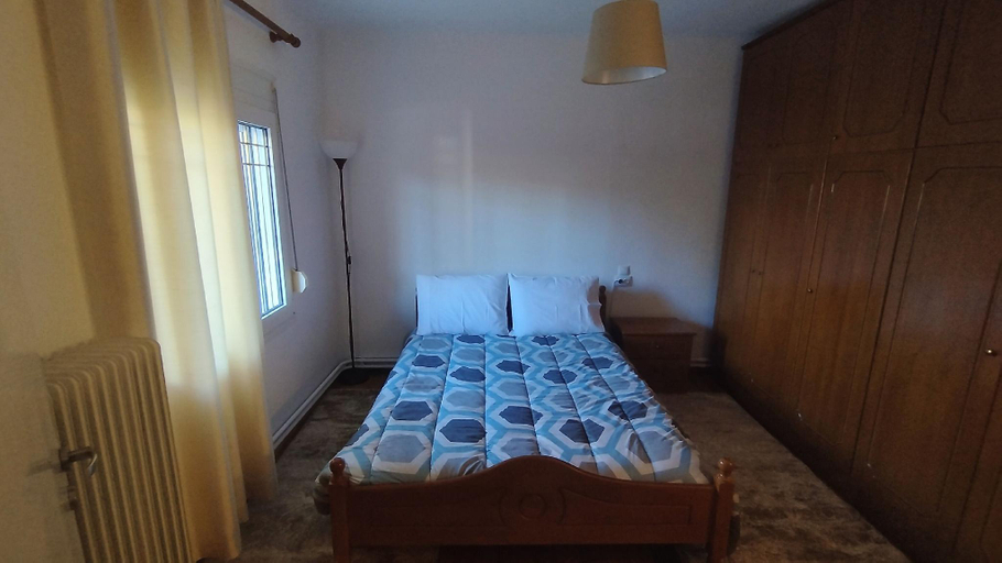 Bedroom 2, Kastraki House with a view, Thessaly