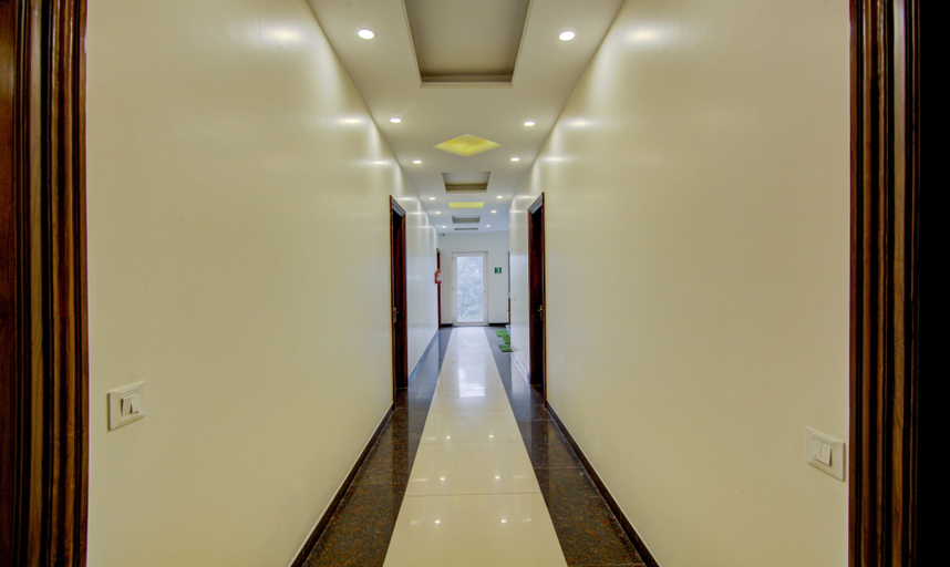 Public Area 3, Itsy Hotels GM Residency, Chandigarh