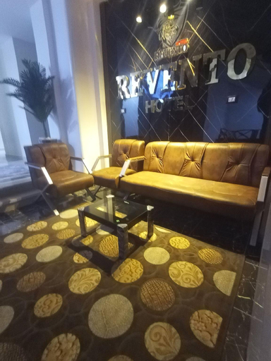 Others 5, Revento Hotel, 'Abdin