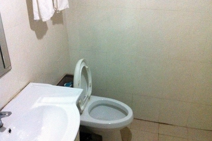 Bathroom, Huguang Hostel, Shanghai