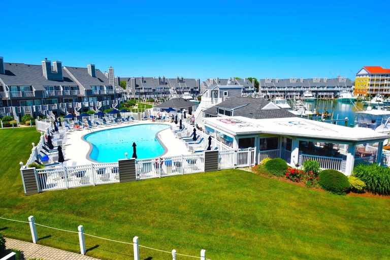 Pool, Harbour Island 22C - 2 Br Townhouse, Worcester