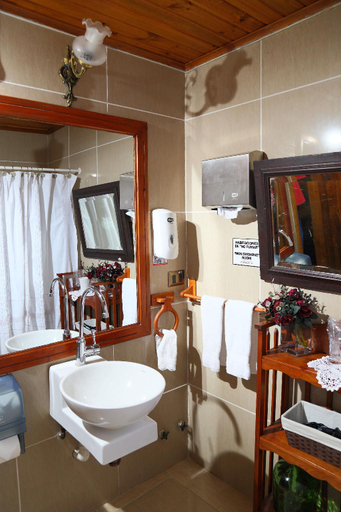Bathroom, Hotel Boutique Vendimia Premium, Colchagua
