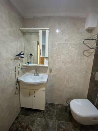 Bathroom 3, Nuray Hotel, Fatih